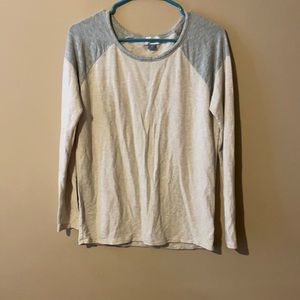 Long sleeve T shirt